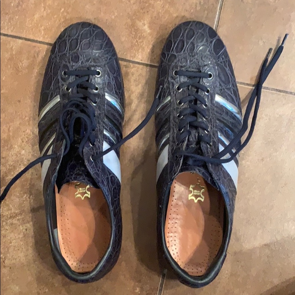 Great Condition Prada men’s sneaker